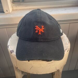 New York Mets adjustable strap hat